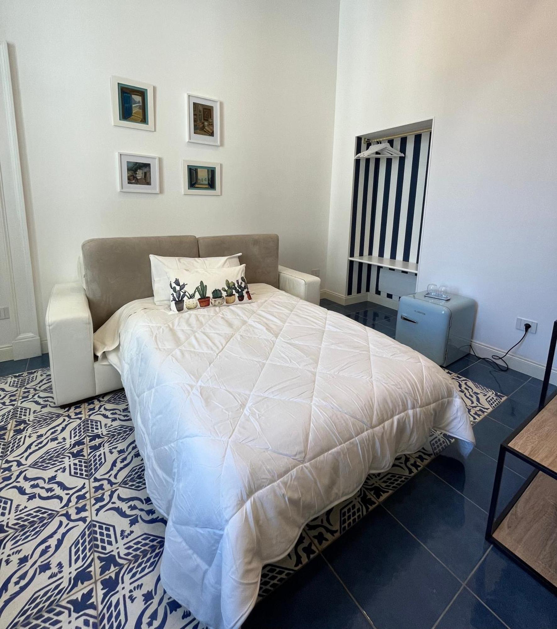 Hotel Gramsci 16 Nápoles Habitación foto